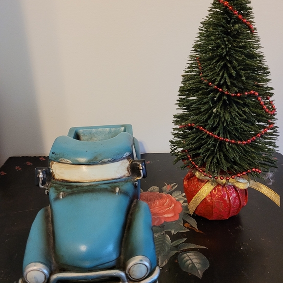 Vtg style Blue Truck And Christmas Tree - Picture 9 of 13